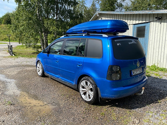 Volkswagen Touran 4 of 7