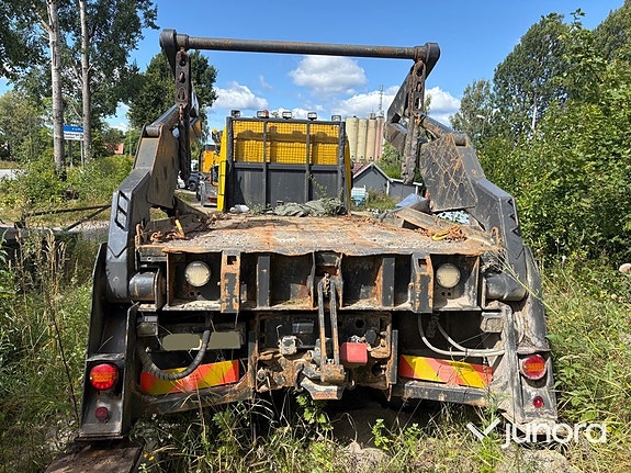 Liftdumper - Scania, P124 GB6X2NZ 4 of 30