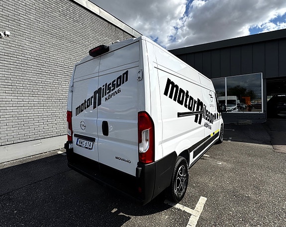 Opel Movano 4 of 15