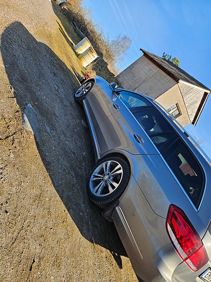 Mercedes-Benz E250 2 of 2