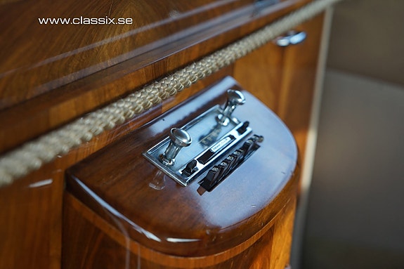 Rolls Royce Silver Wraith 16 of 28
