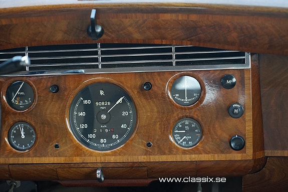Rolls Royce Silver Wraith 9 of 28