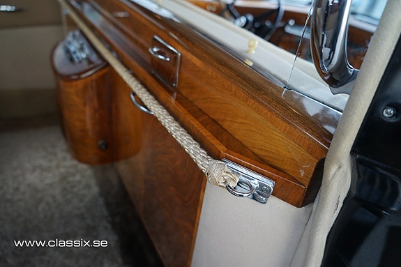 Rolls Royce Silver Wraith 14 of 28
