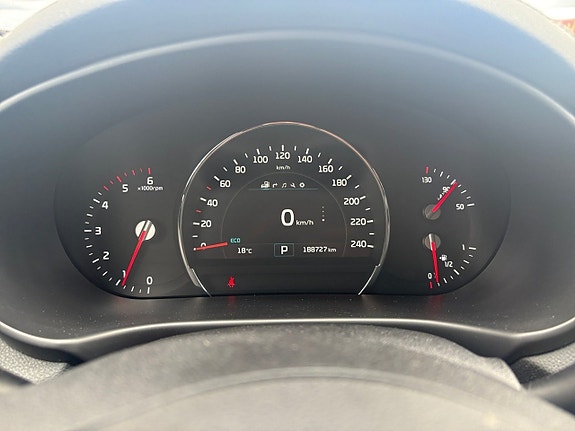 Kia Sorento 12 of 14