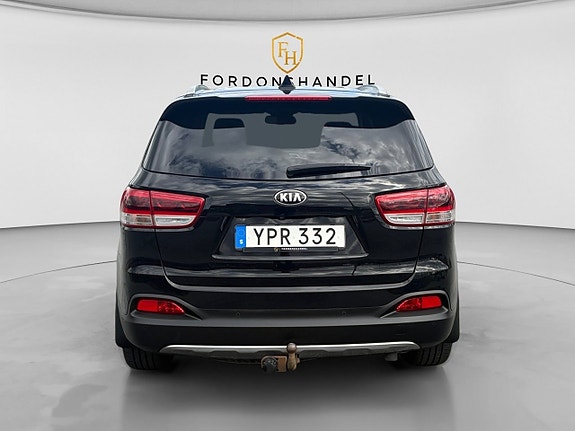 Kia Sorento 6 of 14