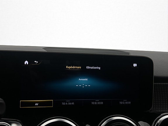 Mercedes-Benz GLB180 d 25 of 30