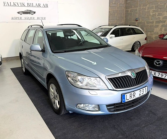 Skoda Octavia 2 of 23