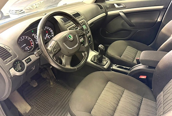 Skoda Octavia 7 of 23