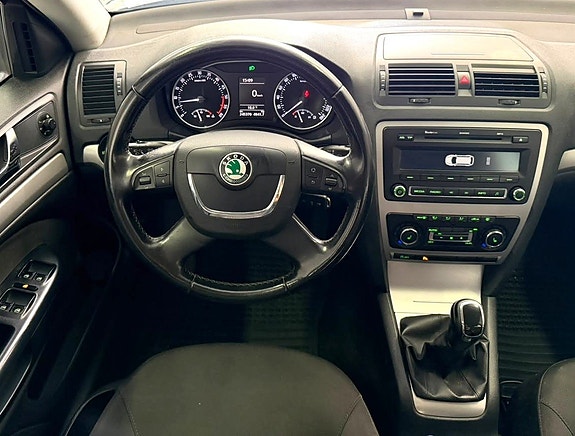 Skoda Octavia 13 of 23