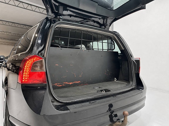 Volvo V70 8 of 8