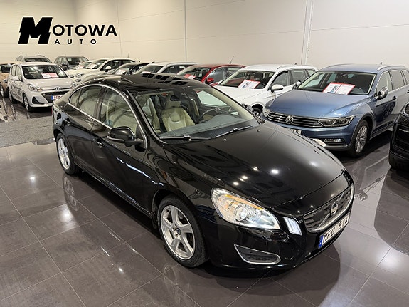 Volvo S60 4 of 25