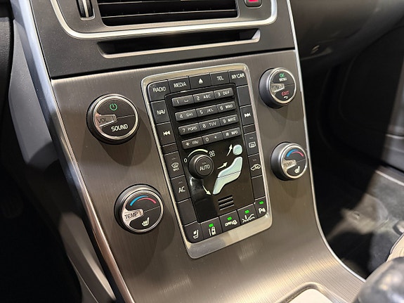 Volvo S60 21 of 25