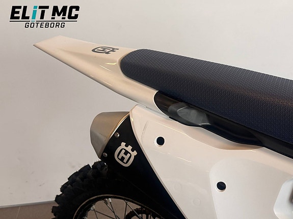 Husqvarna FC450 | Nytt bakdäck | Traction control 3 of 11