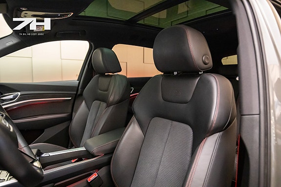 Audi Q8 e-tron 17 of 23