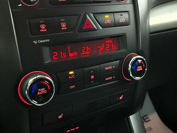Kia Sorento 18 of 26