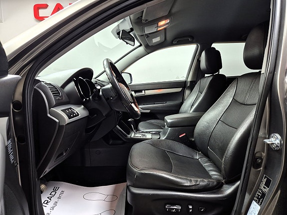 Kia Sorento 9 of 26