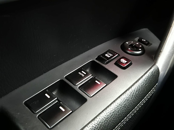 Kia Sorento 10 of 26