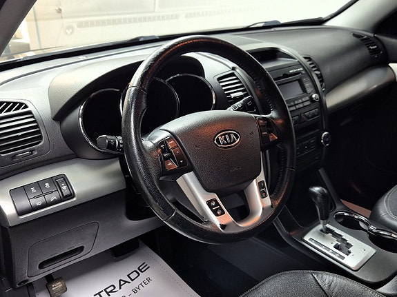 Kia Sorento 14 of 26