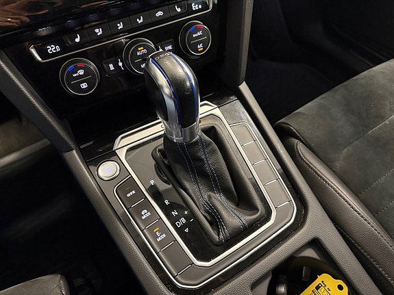Volkswagen Passat 19 of 20