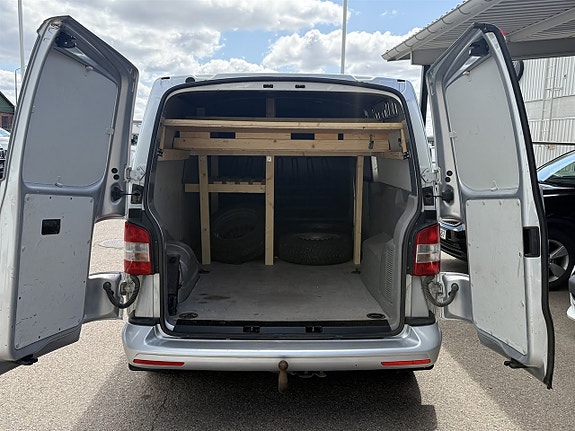 Volkswagen Transporter 4 of 7