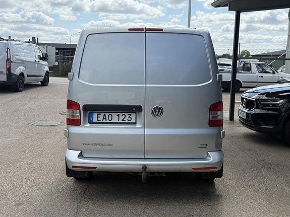 Volkswagen Transporter 3 of 7