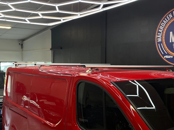 Opel Vivaro 19 of 25