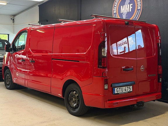 Opel Vivaro 22 of 25