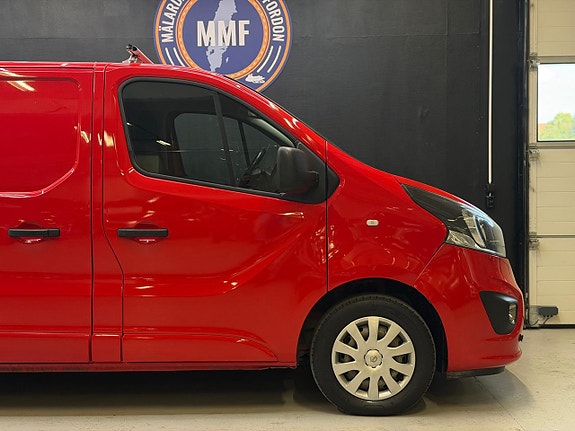 Opel Vivaro 3 of 25
