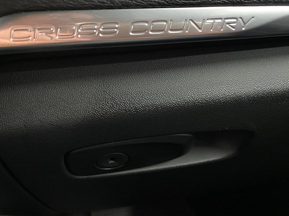Volvo V40 Cross Country 22 of 24