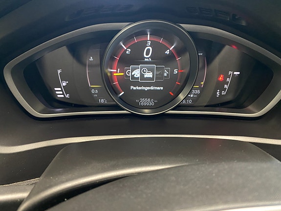 Volvo V40 Cross Country 19 of 24