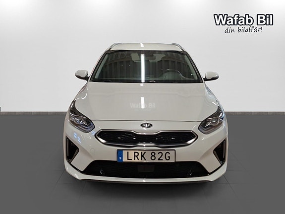 Kia Ceed 2 of 14