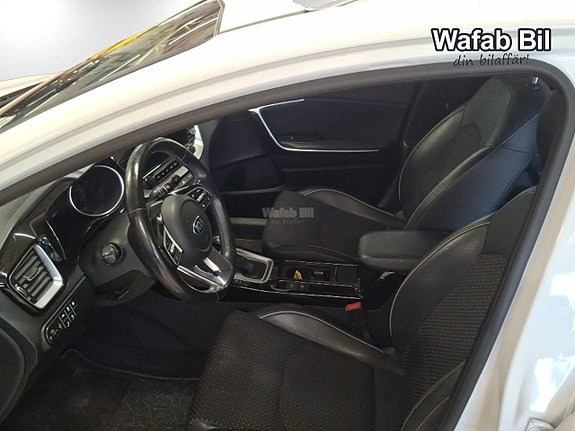 Kia Ceed 8 of 14