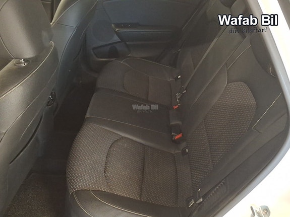 Kia Ceed 9 of 14