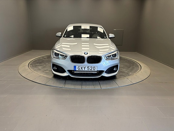 BMW 118d 8 of 18