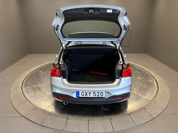 BMW 118d 9 of 18