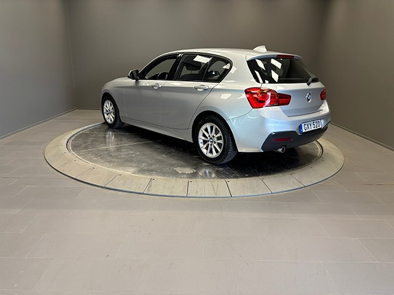 BMW 118d 3 of 18