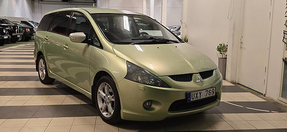 Mitsubishi Grandis 13 of 13