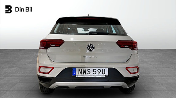 Volkswagen T-Roc 5 of 12