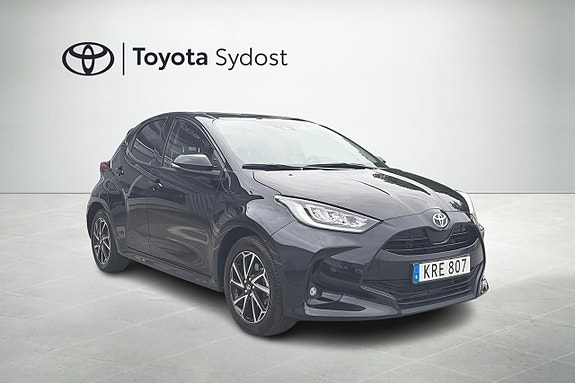 Toyota Yaris 9 of 16