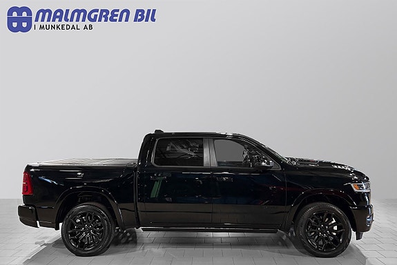 Dodge RAM 1500 2 of 30