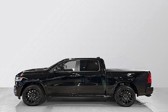Dodge RAM 1500 13 of 30