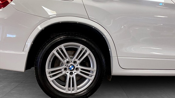 BMW X3 9 of 9