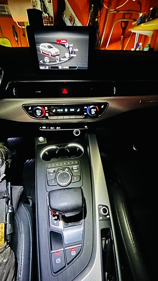 Audi A4 11 of 13