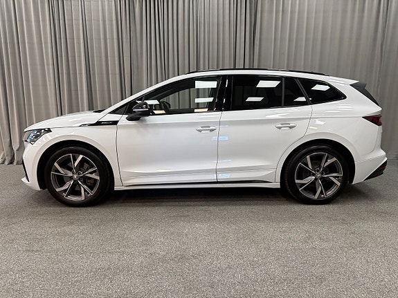 Skoda Enyaq 2 of 18