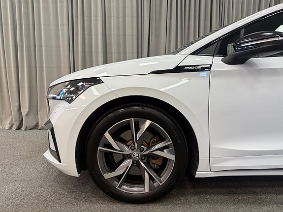 Skoda Enyaq 4 of 18