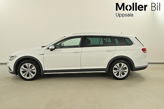 Volkswagen Passat Alltrack 7 of 13