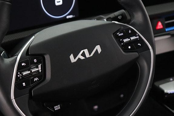 Kia EV6 14 of 21