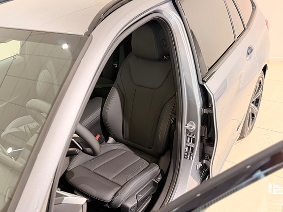 BMW 320d 4 of 14