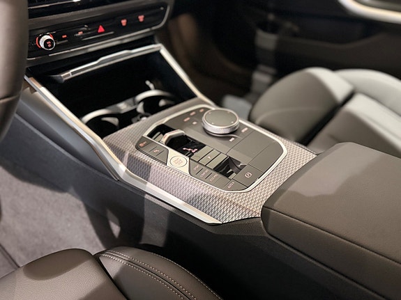 BMW 320d 5 of 14