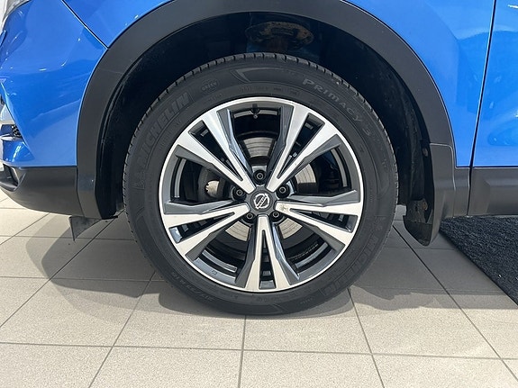 Nissan Qashqai 4 of 17